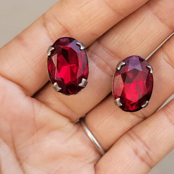 Gorgeous vintage vibrant ruby red paste glass large oval sterling silver earring - Picture 3 of 16